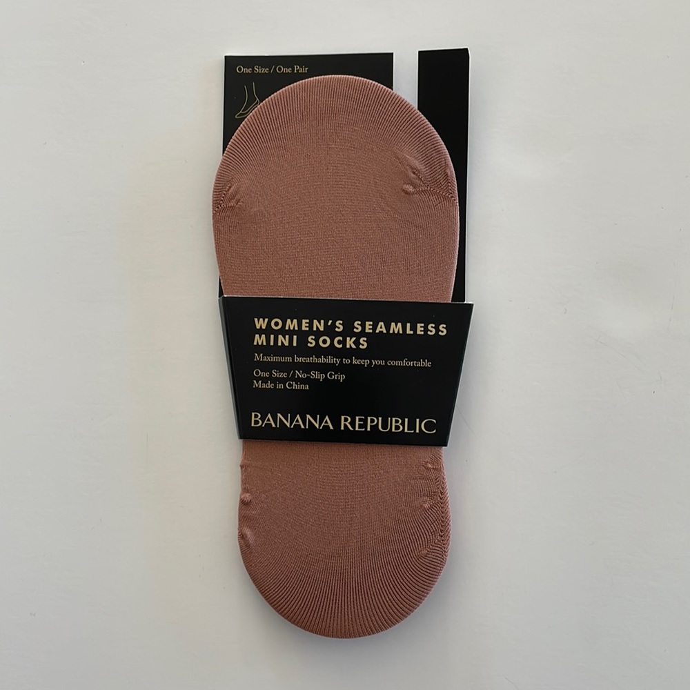 Banana Republic Women’s Seamless Mini Socks ( OS )